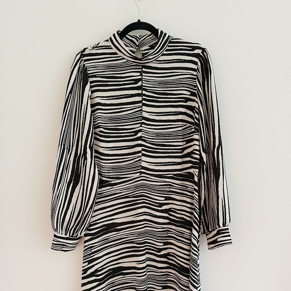 BANANA REPUBLIC - Zebra Print Midi Dress - Size 14 - Picture 1 of 4